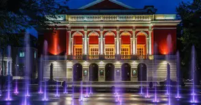 Операта кани „На гости на княз Орловски“