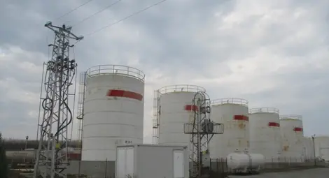 Съдия-изпълнител продава базата на петролна фирма в Мартен