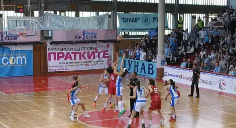 Пета шампионска корона за &bdquo;сините феи&ldquo;