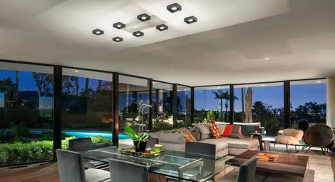 Няма желаещи да купят къщата на Мъск в Лос Анджелис