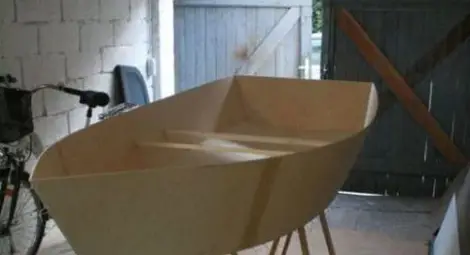 Самоделна лодка уби майстора си