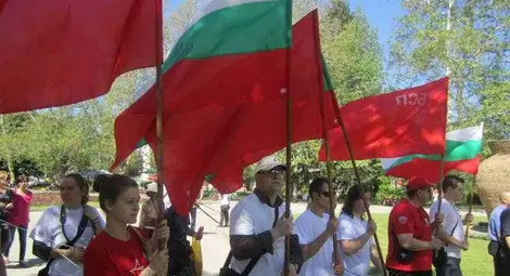 С шествие и митинг-концерт БСП в Русе отбеляза Деня на труда