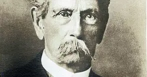 Той прави истинска революция. Но я изпробва първо жена му