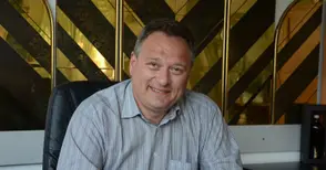 Врачанецът Ивайло Дървеняшки 20 години си пати от тормоза на комарите в Русе