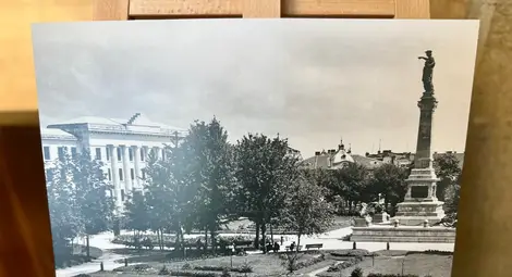 Документална изложба и фотоалбум разкриват визуалната история на Русе в периода 1920–1940 г. Документална изложба и фотоалбум разкриват визуалната история на Русе в периода 1920–1940 г.