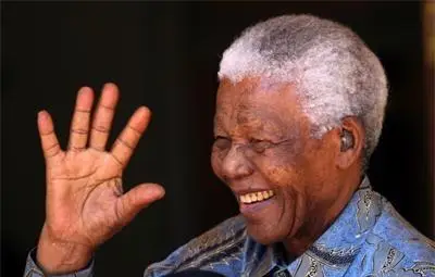 Арестуваха внук на Нелсън Мандела за изнасилване на 15-годишна