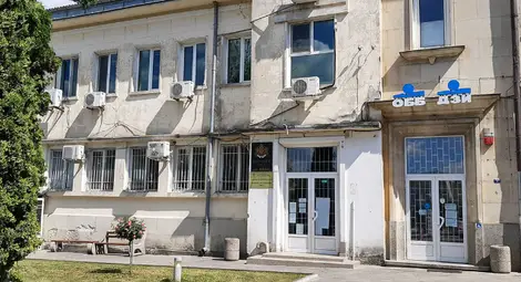 Будни граждани осуетили  трафик на 8 бежанци