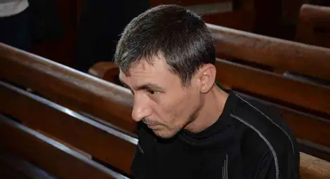 Грабителят с червеното яке приключи 2012-а, която рекетьори започнаха с 200 хиляди лева