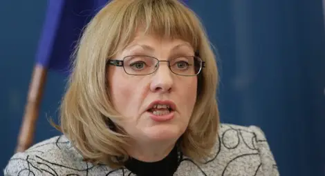 Проф. Валерианова: Установи ли се навреме, ракът е лечим