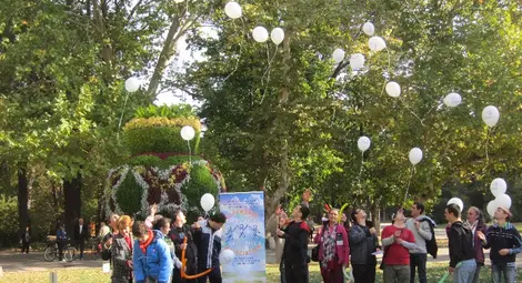 25 балона белязаха годишнината на  асоциацията на хора със затруднения