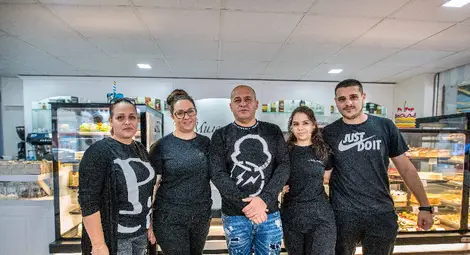 Русенската верига "Милениум" отвори нова кафе-сладкарница на пазара "Сан Стефано" /галерия/