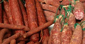 Италианка от Милано хваната с крадени луканки и суджуци в Русе