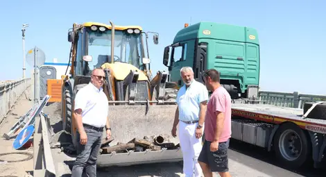 Без сериозно забавяне се преминава Дунав мост при Русе по време на ремонтните дейности