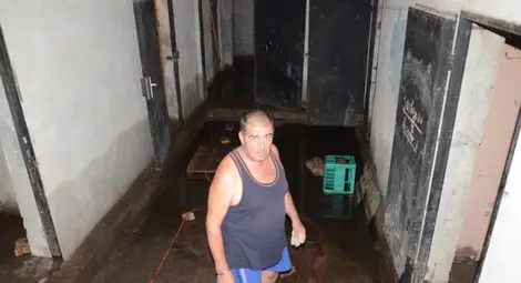 Над 30 мази в &bdquo;Перла&ldquo; потъват във вода след всеки дъжд