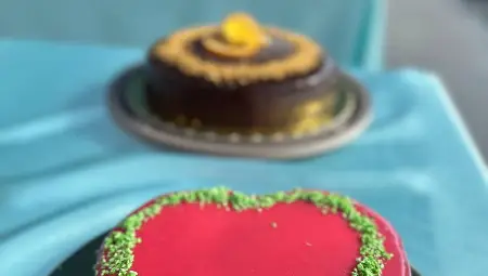 Повече от 4000 торти бяха продадени на тазгодишния Празник на торта „Гараш“ в Русе Повече от 4000 торти бяха продадени на тазгодишния Празник на торта „Гараш“ в Русе