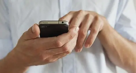 Баба даде 5 бона, за да "спаси" сина си и снаха си от ебола