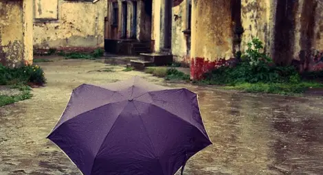 Облачно и дъждовно