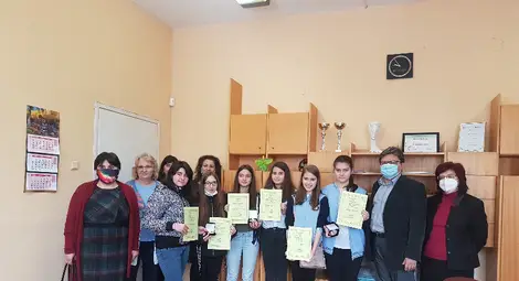 Русенски емблеми представени в конкурса &bdquo;My town Rousse&ldquo; в училище &bdquo;Възраждане&ldquo;