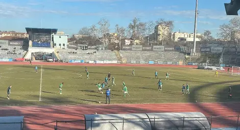 &bdquo;Дунав&ldquo; изнесе мини лекция на гостите от &bdquo;Ловеч&ldquo; и благородно ги изпрати само с 1 гол