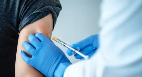 Едва 15.8% от работещите в училищата искат да си сложат антиковид ваксина Едва 15.8% от работещите в училищата искат да си сложат антиковид ваксина