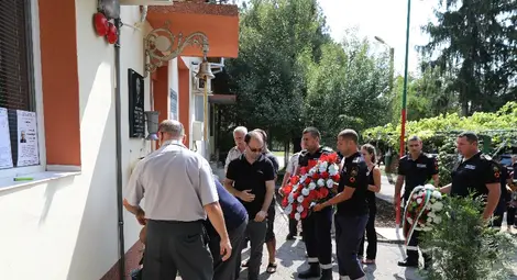 Паметна плоча в Бяла ще напомня за трагично загинал пожарникар