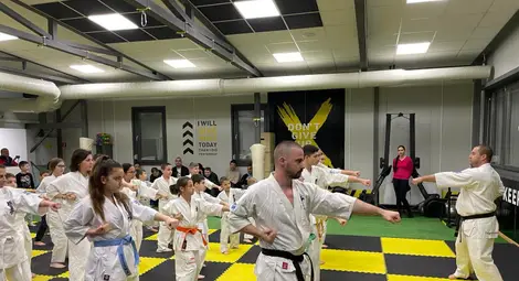 „Арената“ отново подкрепи русенския спорт „Арената“ отново подкрепи русенския спорт