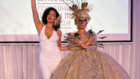 Русенската маникюристка Мари Папазян триумфира на Годишните награди Emily 2024 Русенската маникюристка Мари Папазян триумфира на Годишните награди Emily 2024