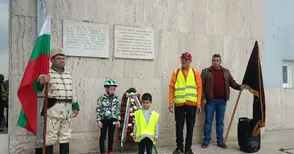 И кметът на Гюргево се включи в поклонението пред българските герои