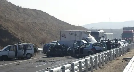 Ето кои са пострадалите във верижната катастрофа край Сандански