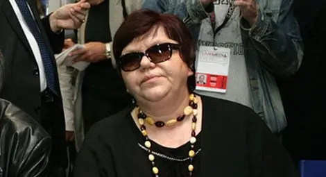 Ирена Кръстева продава вестниците си