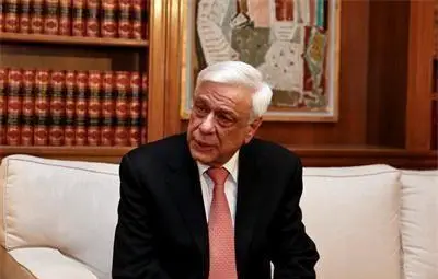 Гръцкият президент ще назначи временен кабинет в петък