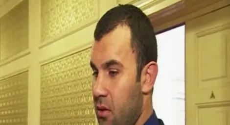 ММА боец с мераци за вътрешна комисия, без да знае кой е шеф на ДАНС