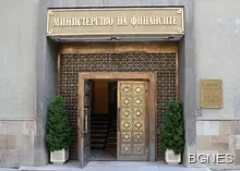 НАП продава леки автомобили за 200 лв.