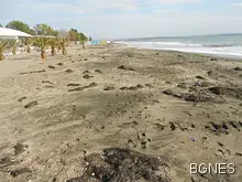 Бурното море отнесе пясъка от плажове по Южното Черноморие