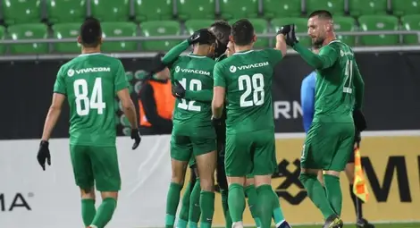 Сензационно начало и очакван край на мача между най-бедните и най-богатите