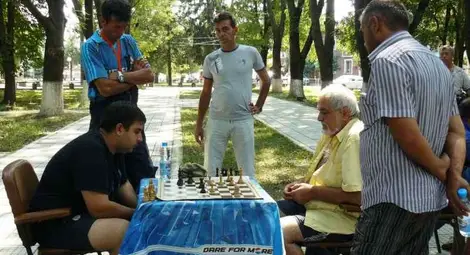 Народни борби и вкусна изложба редят за празника на Сливо поле