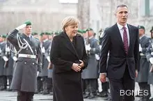 НАТО е готово да разгледа кандидатурата на Украйна НАТО е готово да разгледа кандидатурата на Украйна