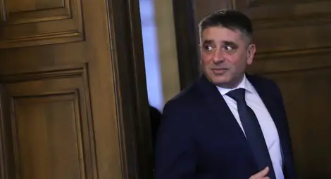 Кирилов: Колекторските фирми не могат сами да осъществят принудително изпълнение