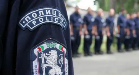 157 служители на МВР наградени на професионалния си празник