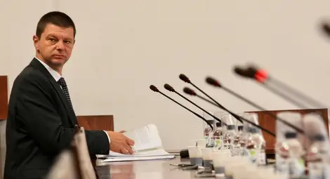 Правната комисия подкрепи кандидатурата на Красимир Влахов за конституционен съдия Правната комисия подкрепи кандидатурата на Красимир Влахов за конституционен съдия