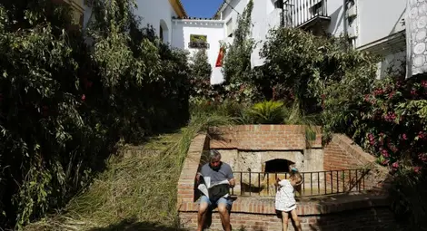 Крепостният град, откъснат от света - и от коронавируса