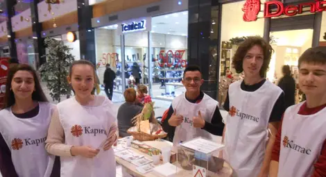 Акция &bdquo;На училище с Каритас&ldquo;  събира средства в Мол Русе