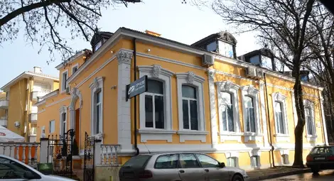 44 доктори възраждат преди четвърт век Лекарския съюз в Русе