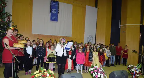 Песни и танци на шест народности напомниха за космополитния дух на Русе /галерия/