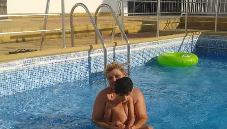 Деца от Розовата къща почиваха край Тюленово и в Свети Влас Деца от Розовата къща почиваха край Тюленово и в Свети Влас