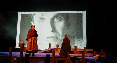 Ирландският хумор на Мартин Макдона на русенска сцена