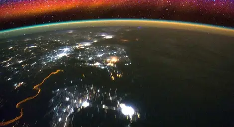 Пуснаха първата &bdquo;прахосмукачка&rdquo; на космическия боклук