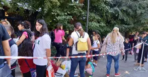 Русе гони нов рекорд в кампанията  „Стара хартия за нова книга“