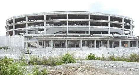 Спортната зала ипотекирана заедно с отстъпеното право на строеж