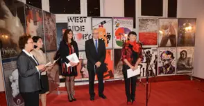 30 полски плакатисти показват  различен поглед към класиката